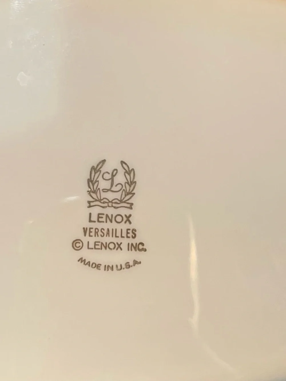 LENOX PORCELAIN VERSAILLES 8” OVAL VEGETABLE PLATE